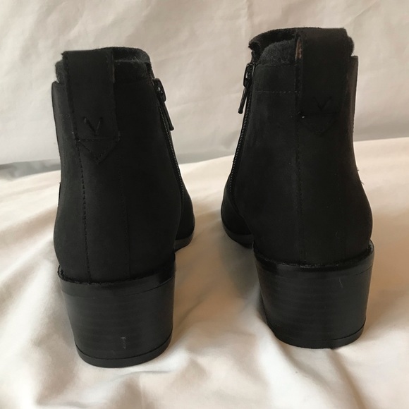 Vionic Joslyn Ankle Boot 5 Suede Leather Side Zip Short Stacked Low Heel Black - Picture 7 of 12